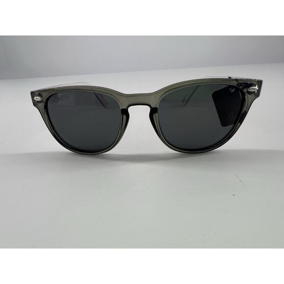 Del Sol Solize Sunglasses Color Changing Unisex Summer Beach Glasses New - Picture 2 of 6